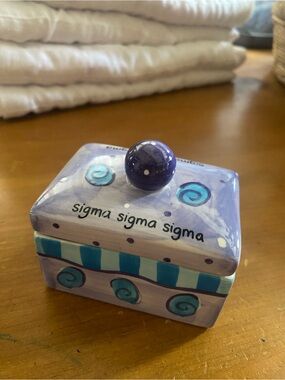 Sigma Sigma Sigma ceramic jewelry box - purple with Tri-Sigma’s sailboats
